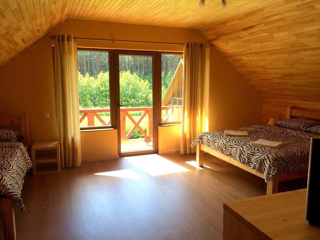 Guest House Vilcini แบร์นาติ ห้อง รูปภาพ
